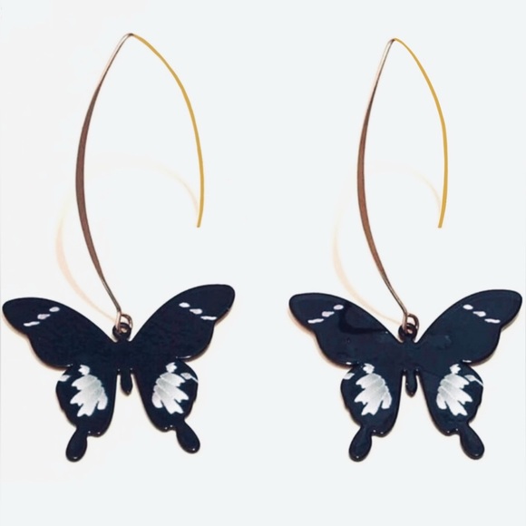 “Rorschach Butterfly” Gothic Boho Black White Paint Splatter Open Loop Wire Hoop - Picture 6 of 10